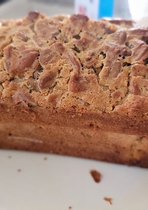 Una foto de Panque de plátano con leche condensada tipo budín