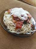 Espaguetis y Salsa rápida con Salchichas