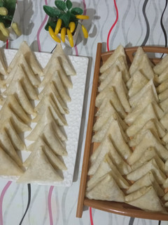 صورة لوصفة بريوات بالدجاج بحشوة لذيذة 😋