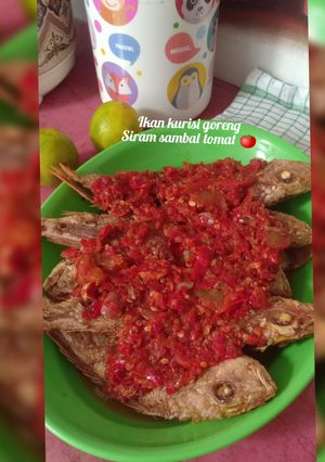 Foto resep Ikan kurisi goreng siram sambal tomat 🍅