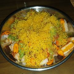 A picture of Sandwich chaat.