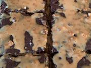 Una foto de brownie harina de lino