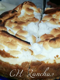 Una foto de Tarta de lima, limón y merengue