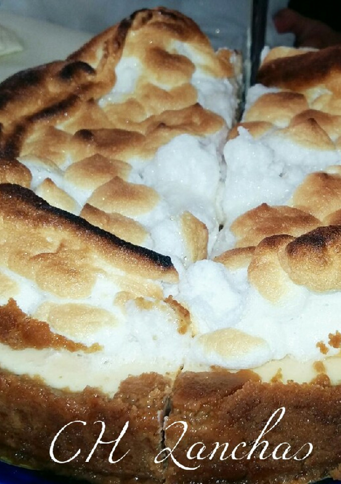 Una foto de Tarta de lima, limón y merengue