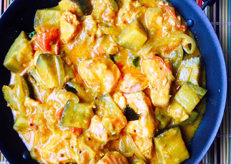 Get Breakfast of Salmon Eggplant Curry