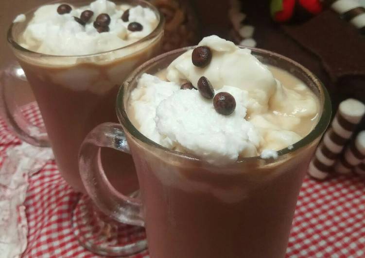 Ice milk Coffee with cream