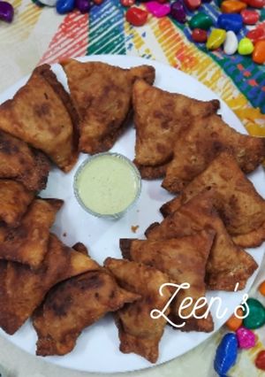 A picture of Whole Wheat Aloo Samosas.