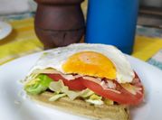 Una foto de masa para waffle