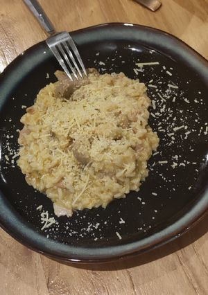 Una foto de Risotto de pavo y champiñones