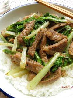 黑胡椒豬柳蓋飯 的食譜成品照片