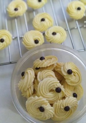 Foto resep Semprit🍼renyah 3 bahan (No mixer)