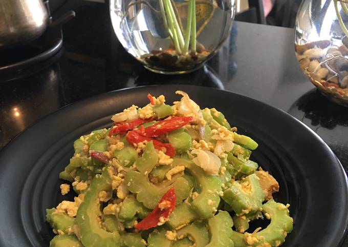 Resep Oseng pare telur Anti Gagal