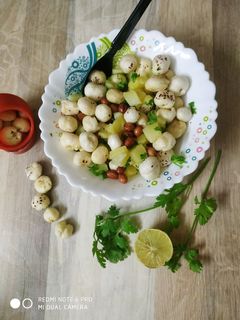 મખાના ભેળ (Makhana Bhel Recipe In Gujarati) રેસીપી મુખ્ય ફોટો