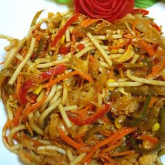 Chicken and vegetable CHOWMIEN A picture of Chicken and vegetable CHOWMIEN.