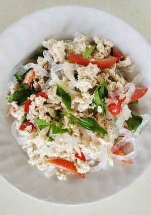 รูปของ ยำเส้นแก้วอกไก่สับ #เย็นนี้ผอมแน่