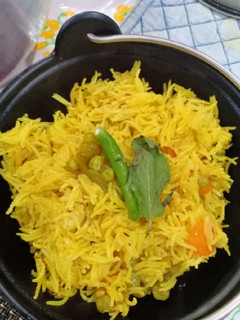 तहरी (Tehri recipe in Hindi) रेसिपी मुख्य फोटो
