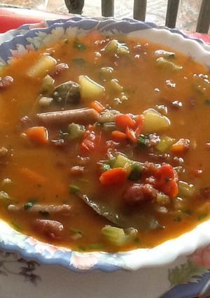 Una foto de Estofado de caraotas rojas (frijoles, judías)