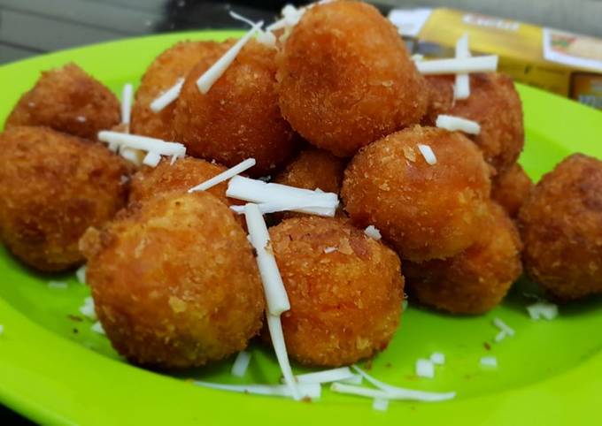 Resep Bola Ubi Isi Ala Anak Kos yang Sempurna