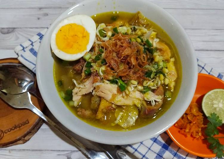 Bagaimana Menyiapkan Soto Ayam Blambangan, Lezat