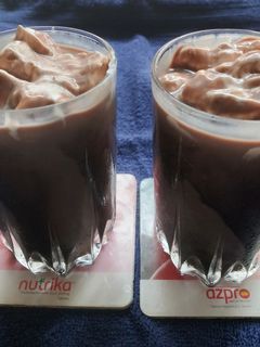 કેફે સ્ટાઈલ હોટ ચોકલેટ (Cafe Style Hot Chocolate Recipe In Gujarati) રેસીપી મુખ્ય ફોટો