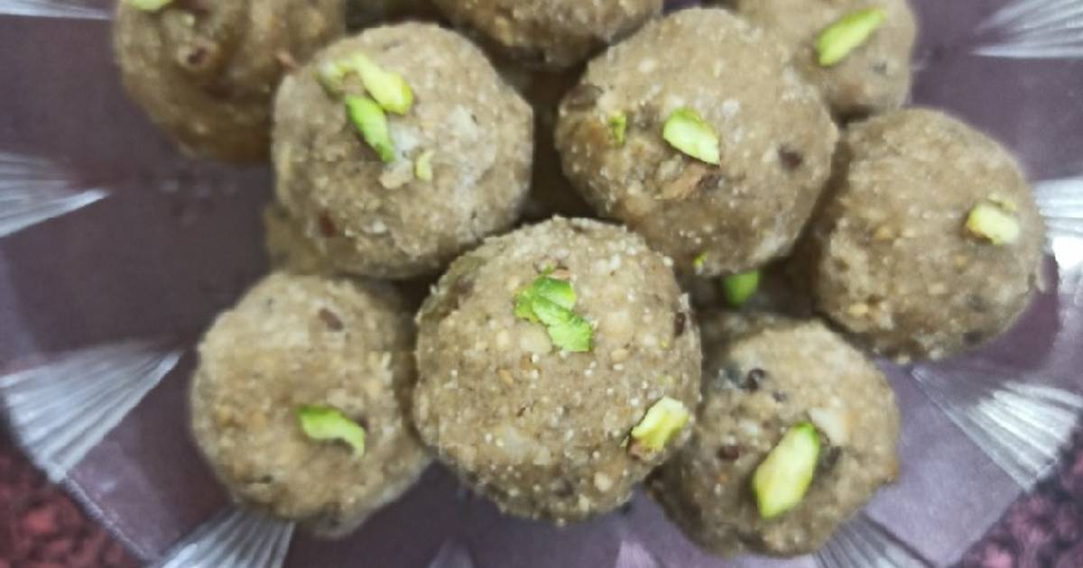 Sattu ladoo Recipe by Anuradha harwani - Cookpad