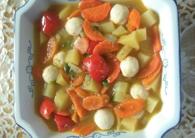 Resep Sop Sayur Bakso, Menggugah Selera