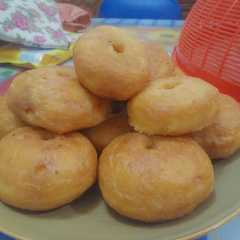 รูปของ Donat Ubi Kuning Menul2 Super Lembut Kempus2