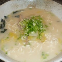 A picture of Turkey Ramen.