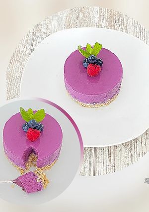 Une photo de Mini bavarois aux fruits rouges