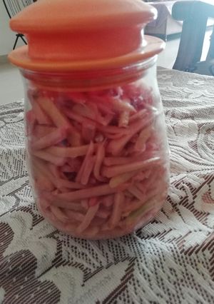 A picture of Ginger Pickle.
