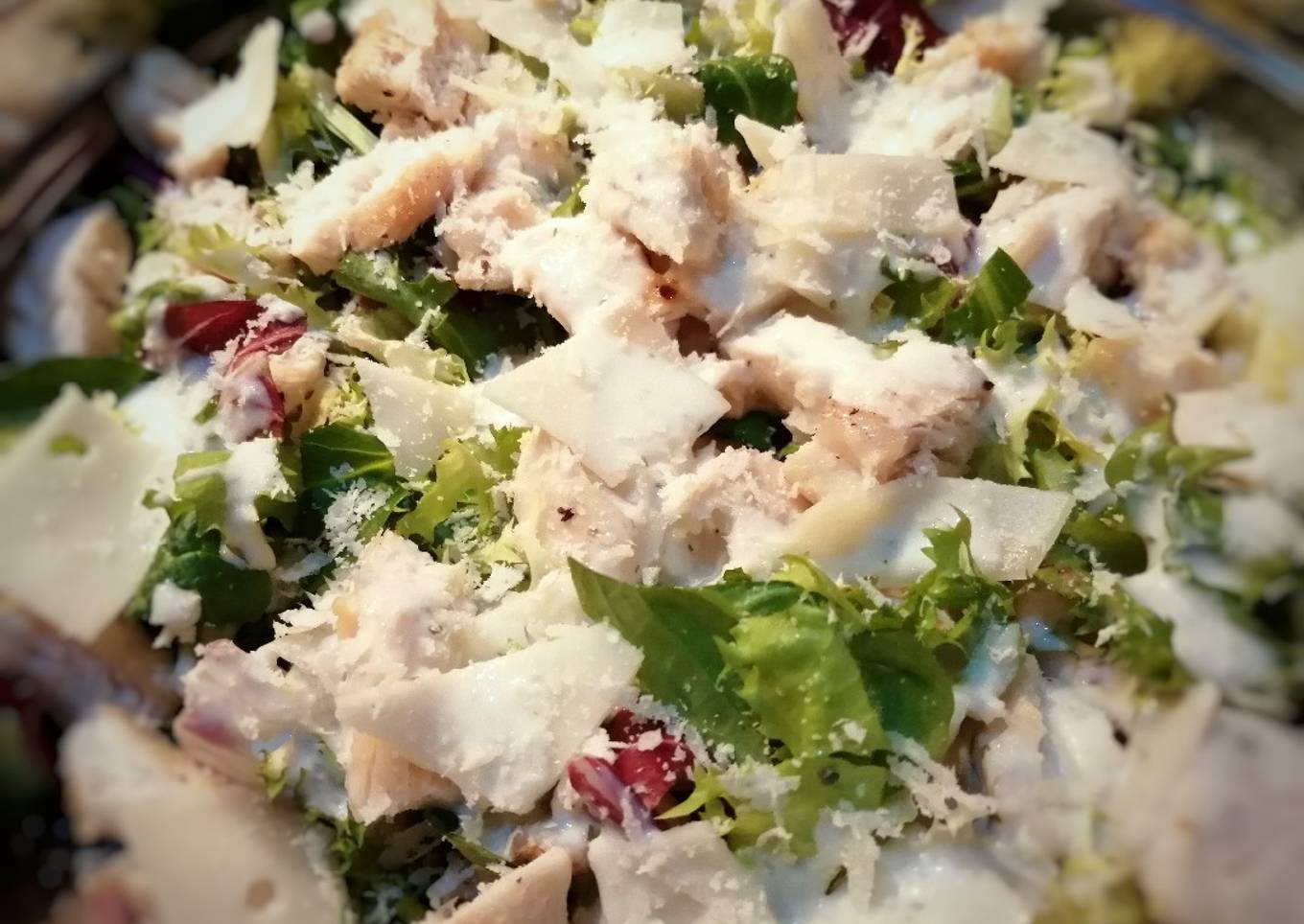Ensalada de pollo y nueces