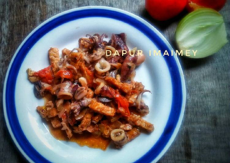 Langkah Mudah untuk meracik Tumis cumi,tempe saos tiram Anti Gagal