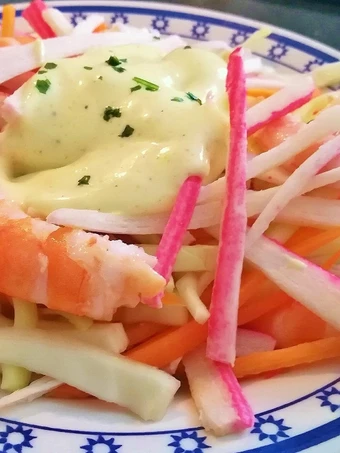 Receta Coleslaw con Langostinos (Ensalada de Col)  que Delicioso