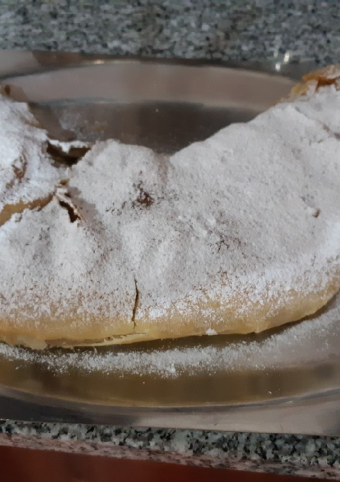 Una foto de Apfelstrudel (Strudel de Manzanas)
