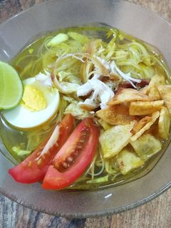 Foto resep Soto Ayam Keripik Kentang Bumbu Iris