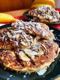 Tortitas de plátano y coco con chocolate