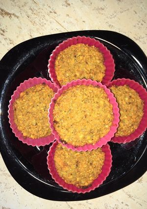 Gluténmentes zabpelyhes-édesburgonyás zöldség muffin recept fotója