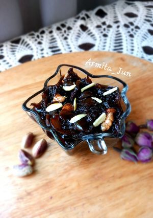 عکسی از دستور مربای پوست پسته با شیره انگور