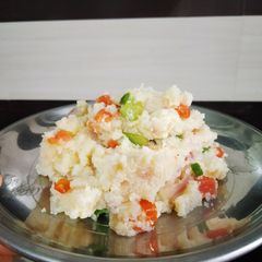 A picture of Vegetable upma.