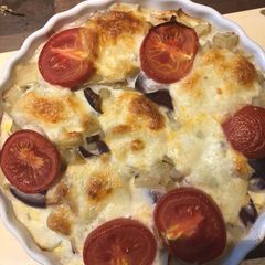 A picture of Tomato and mozzarella frittata.