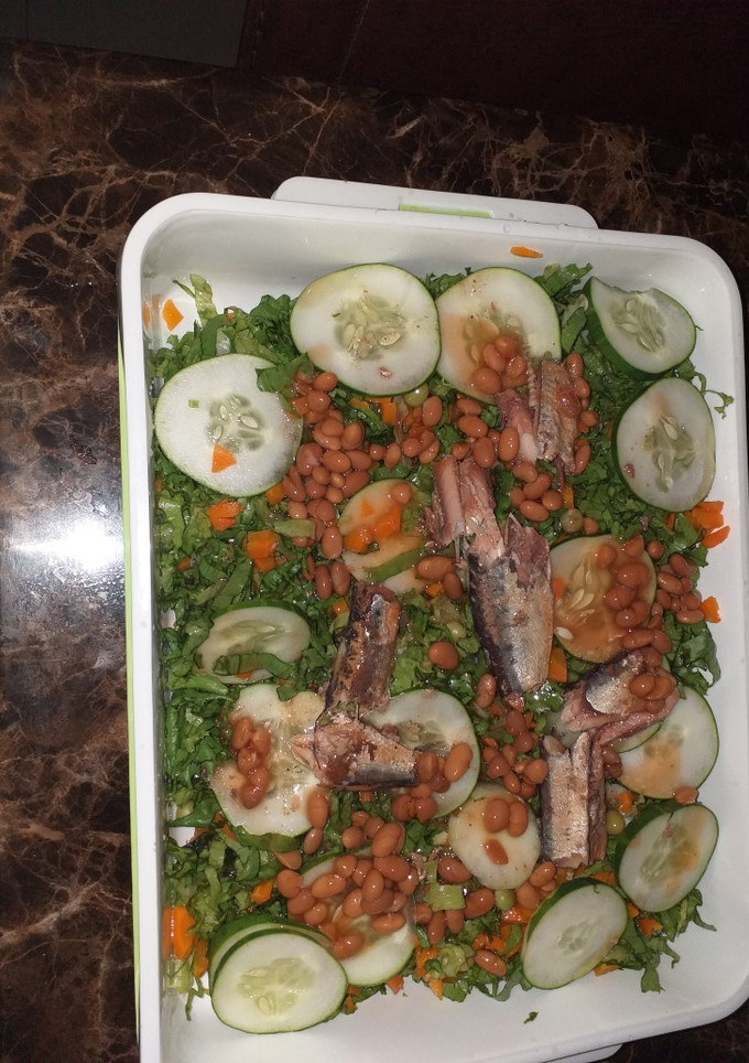 A picture of Simple salad.