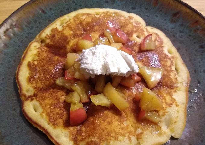 Pancakes with Cinnamon Apple Compote