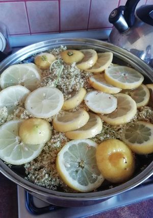 Bodzaszörp recept fotója
