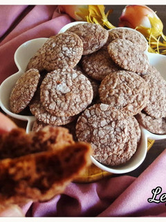 عکسی از دستور شیرینی شکلاتی ترک دار