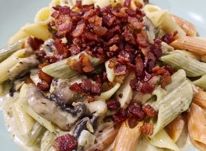 Foto resep Guilty Creamy Pasta with Crispy Bacon