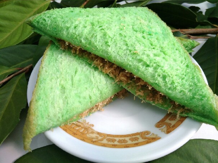 Resep Roti pandan kukus isi kinca Anti Gagal