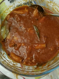 Una foto de Calamares con tomate