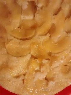 Una foto de Torta de manzana invertida