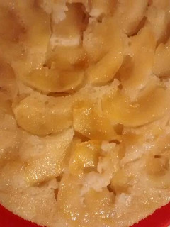 Una foto de Torta de manzana invertida