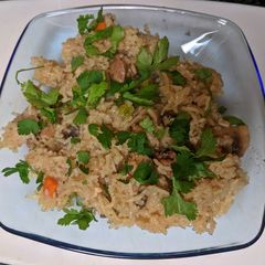 A picture of Baked Rice, Chicken and Mushrooms (American biryani).